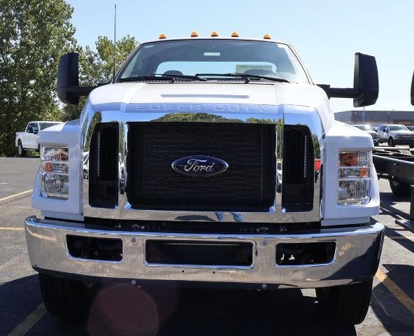 2025 Ford F-750SD