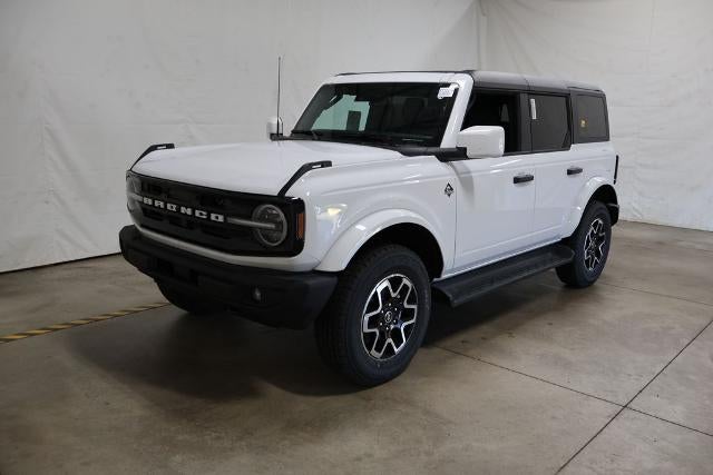 2026 Ford Bronco Outer Banks in Oxford White — front three-quarter view