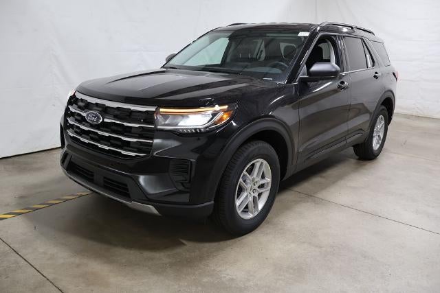 2026 Ford Explorer Active in Agate Black Metallic — front three-quarter view