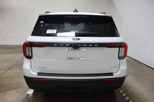 2026 Ford Explorer — detail view