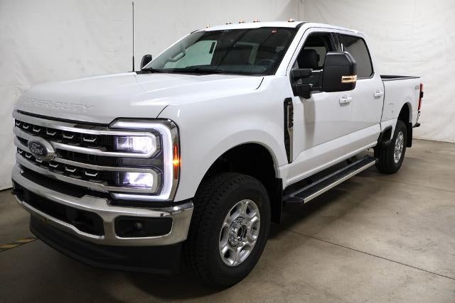2026 Ford Super Duty F-250 SRW XLT in Oxford White — front three-quarter view