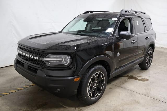 2026 Ford Bronco Sport Outer Banks in Shadow Black — front three-quarter view