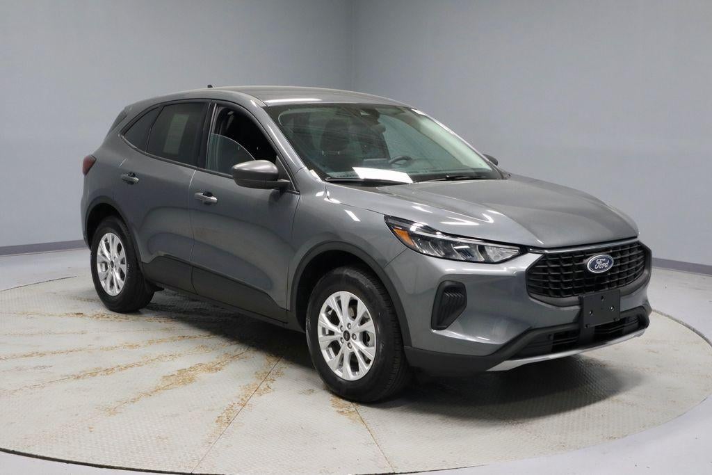 2025 Ford Escape Active in Carbonized Gray Metallic — front three-quarter view