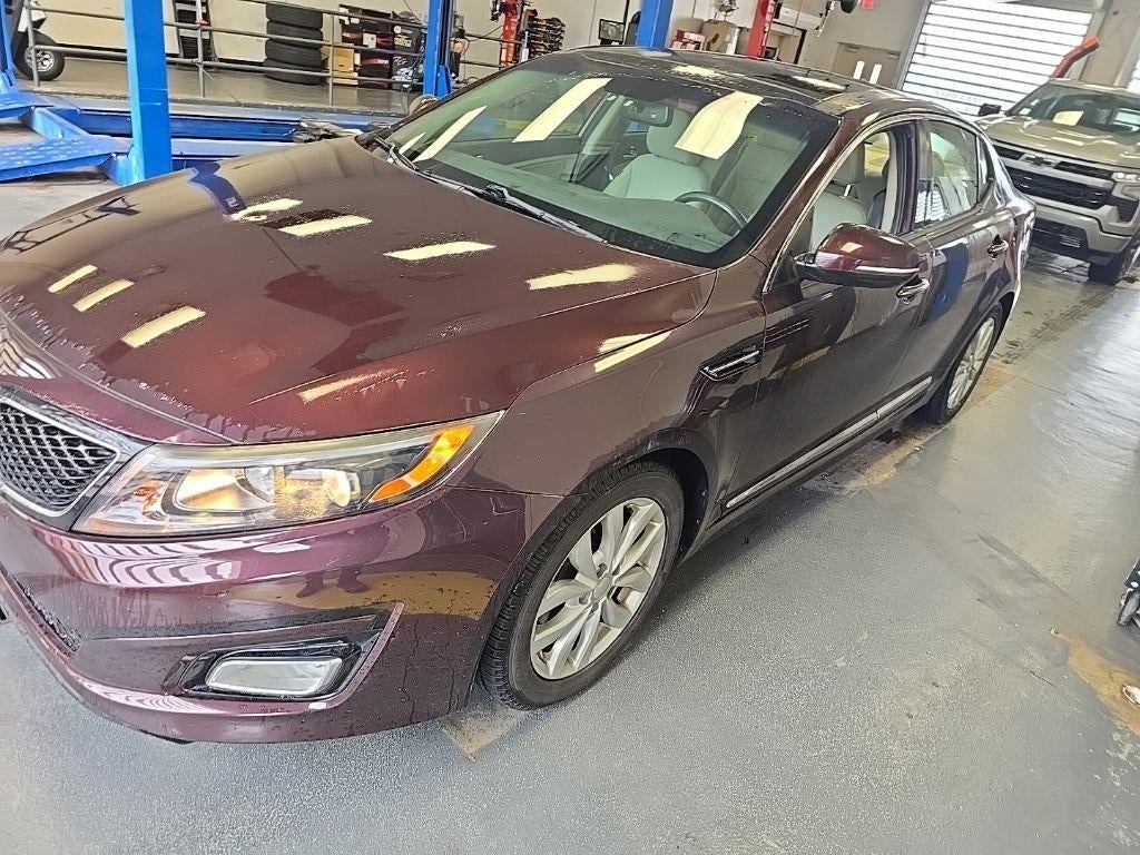 2014 Kia Optima — side profile view