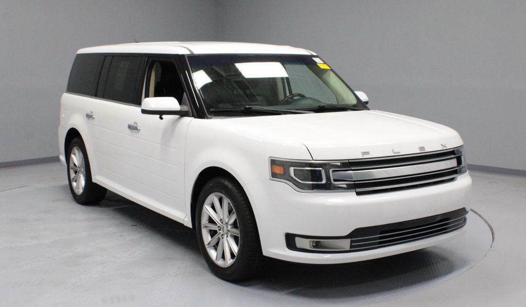 2019 Ford Flex Limited FWD in Oxford White — front three-quarter view