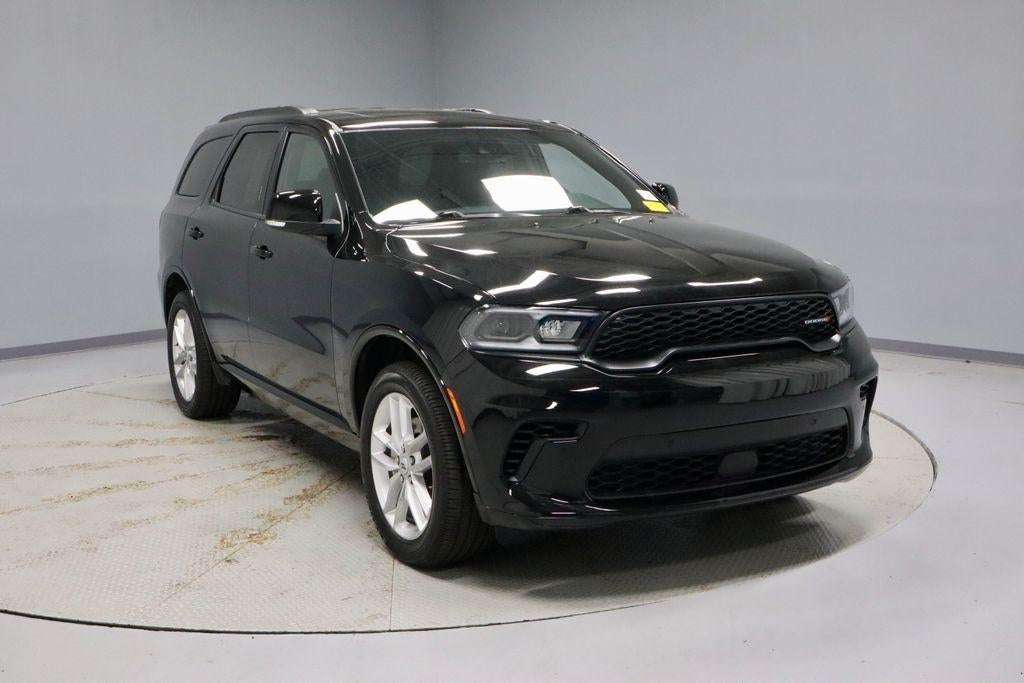 2026 Dodge Durango GT Plus in Db Black Clearcoat — front three-quarter view
