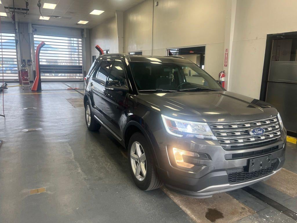 2016 Ford Explorer XLT in Caribou Metallic — front three-quarter view