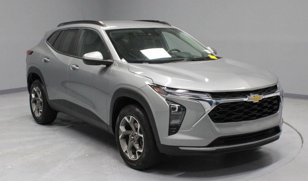 2025 Chevrolet Trax LT in Sterling Gray Metallic — front three-quarter view