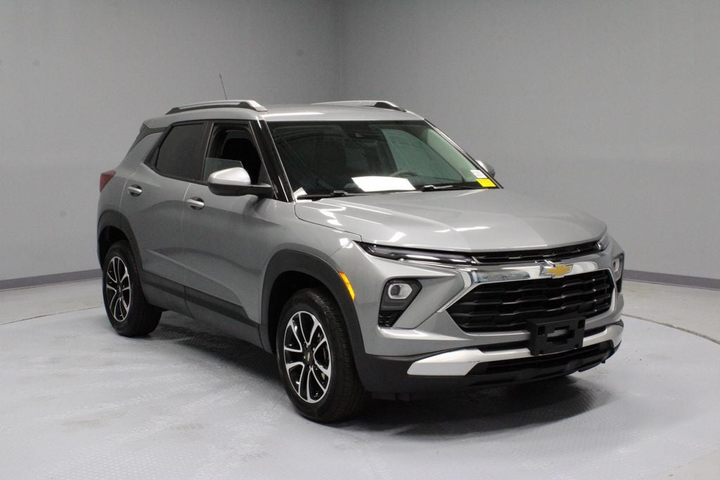 2025 Chevrolet Trailblazer LT in Sterling Gray Metallic — front three-quarter view